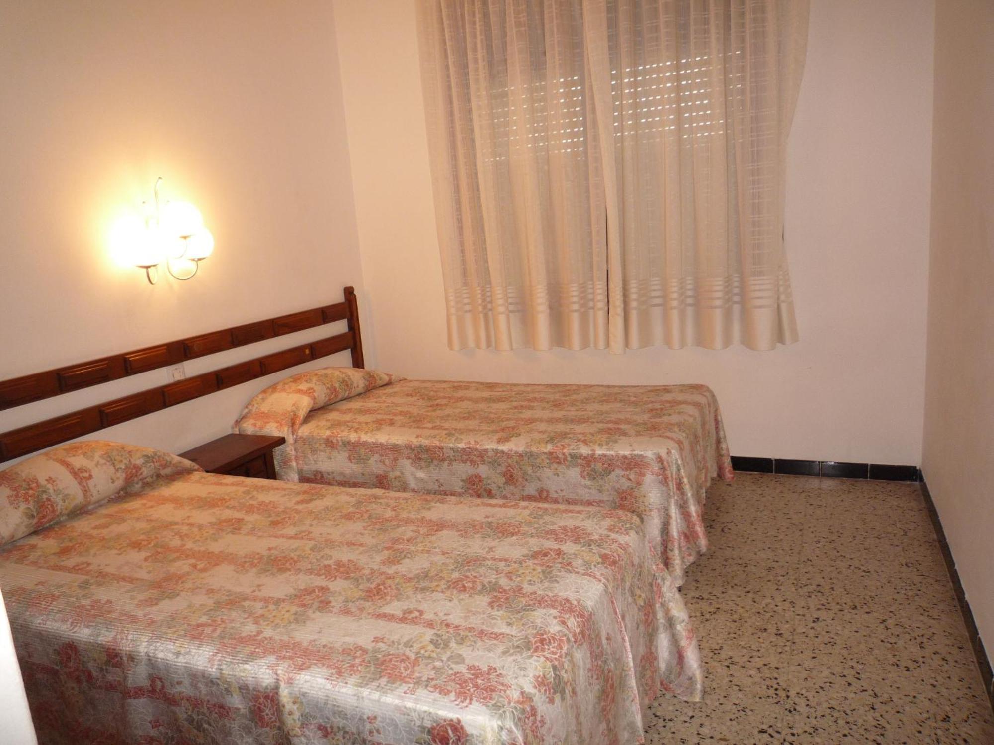 Villa Service - Apartamentos Aransol Вендрель Номер фото