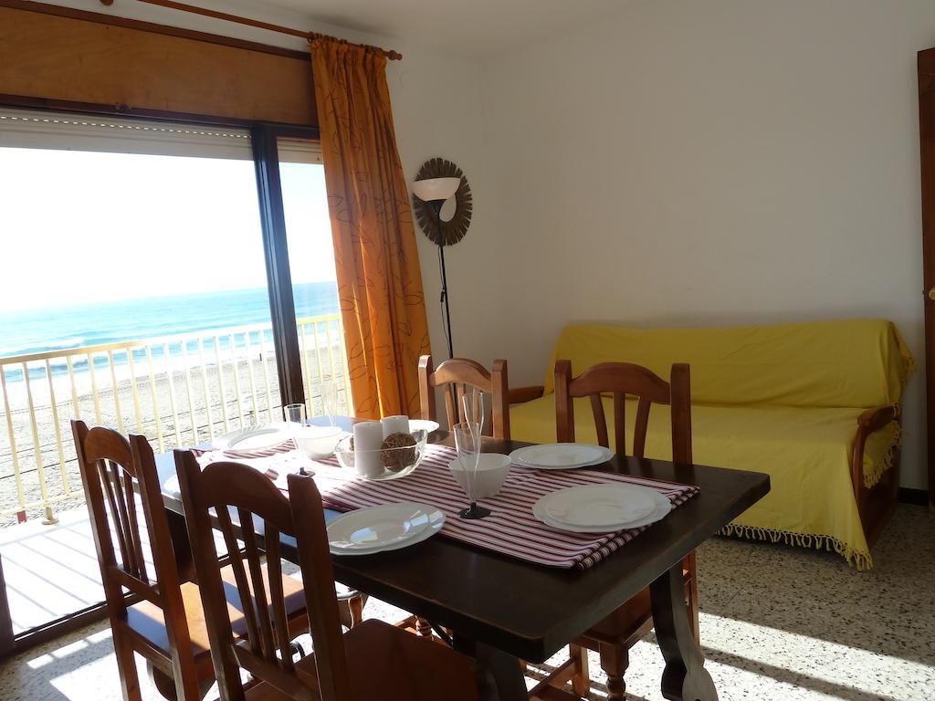 Villa Service - Apartamentos Aransol Вендрель Номер фото